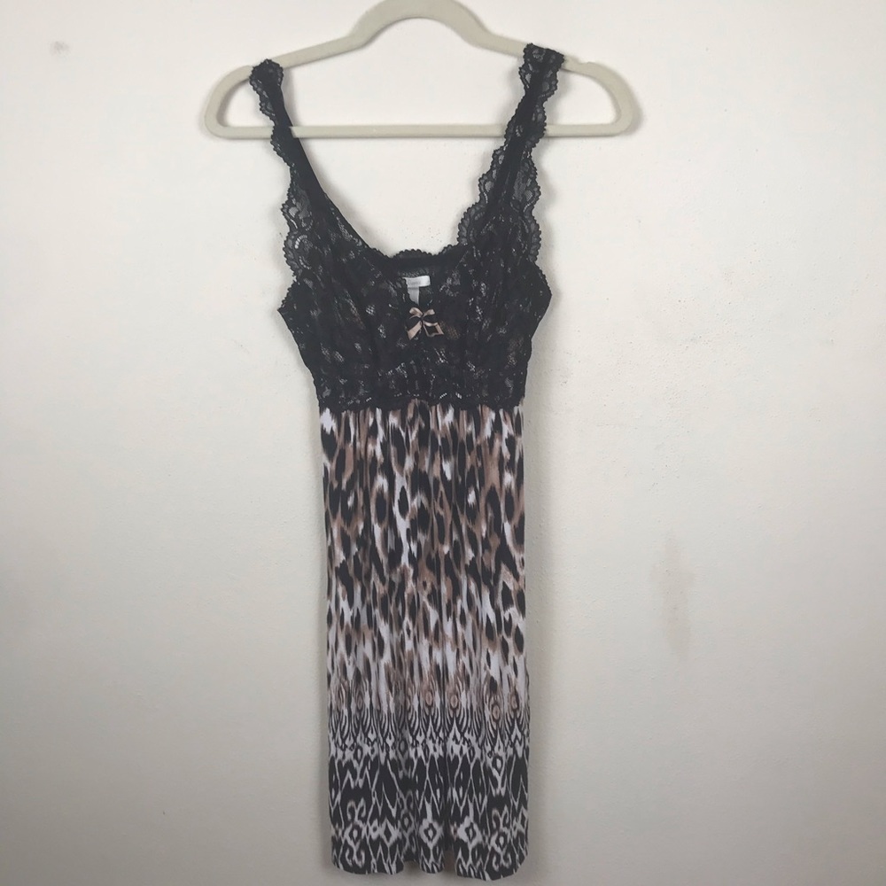3/$15 Soma Leopard and Lace Chemise Xs